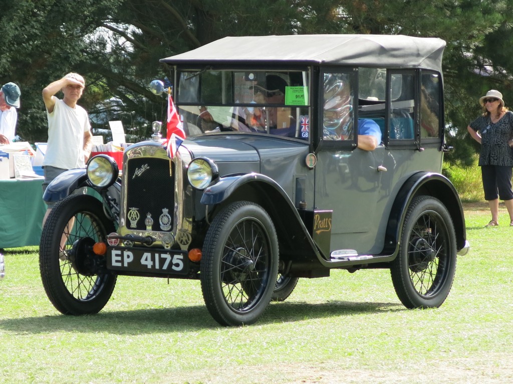 White Dove Collector's Transport Show Sunday 14th August 2016