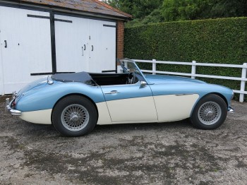 Austin Healey 3000 MK I For Sale, a well maintained car with a great history record