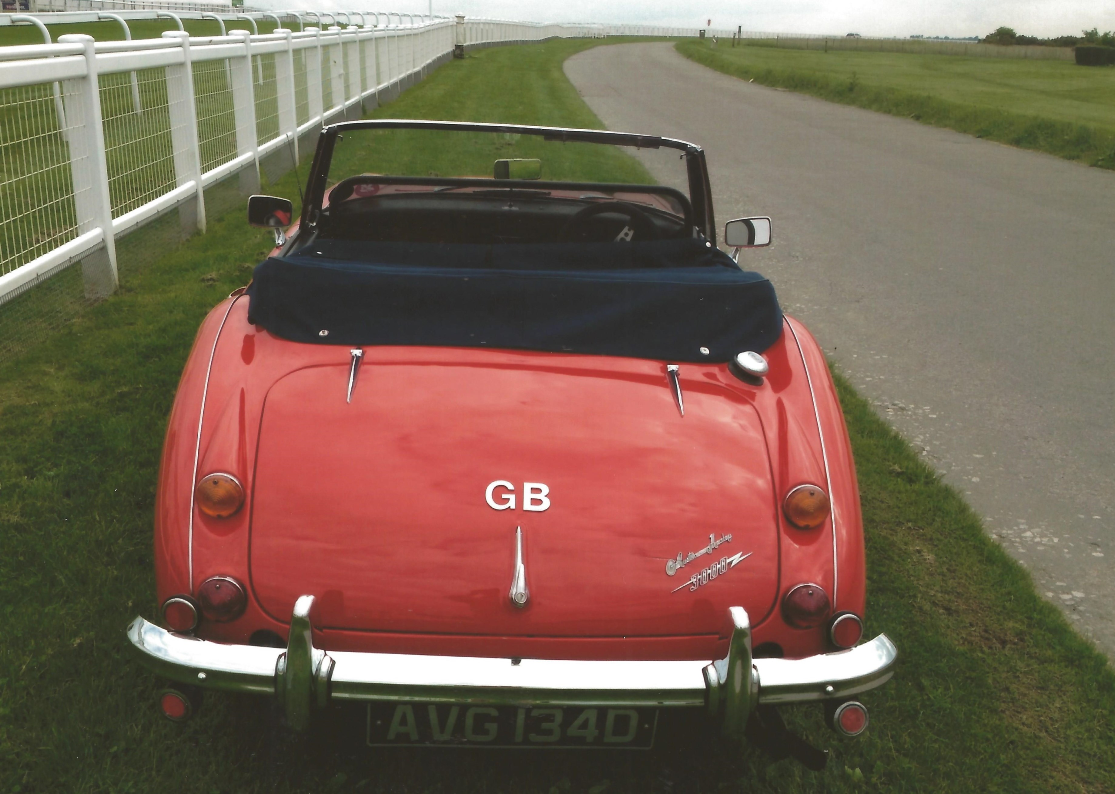 otley3 (2) Bill Rawles Classic Cars